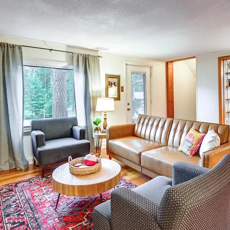 Pet-Friendly Pequot Lakes Vacation Rental Cabin!